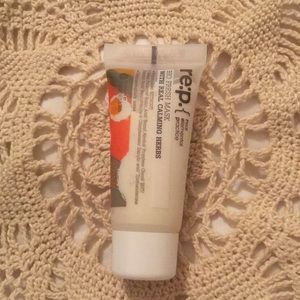 Rep • bio fresh mask with real calming herbs